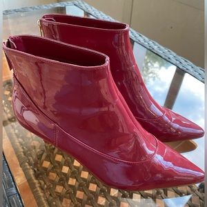 Halston Heritage, size 8, patent leather ankle booties.